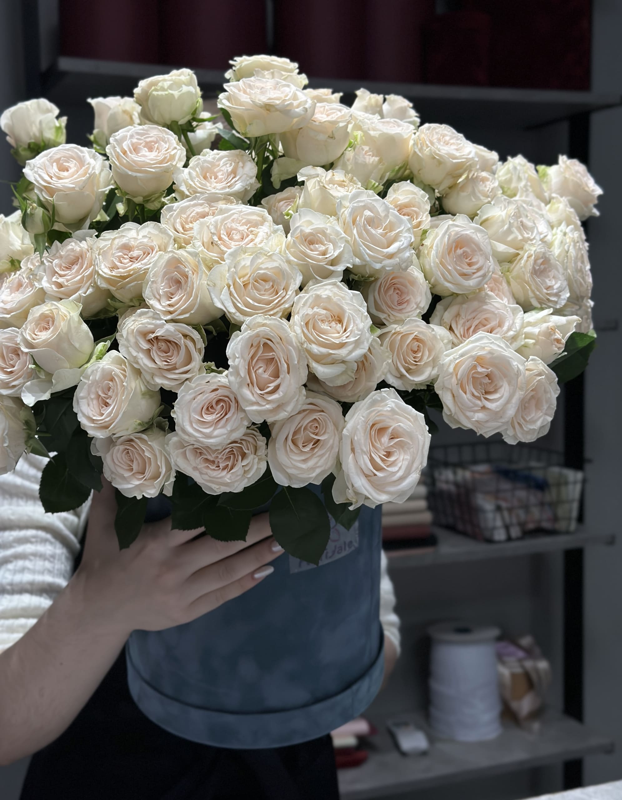 kompozitsiya-v-korobke-maten:-probuzhdenie-krasoty